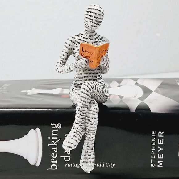 Resin Woman Reading Book Figurine Human Modern Sculpture Bookshelf Words On Skin - Picture 2 of 15